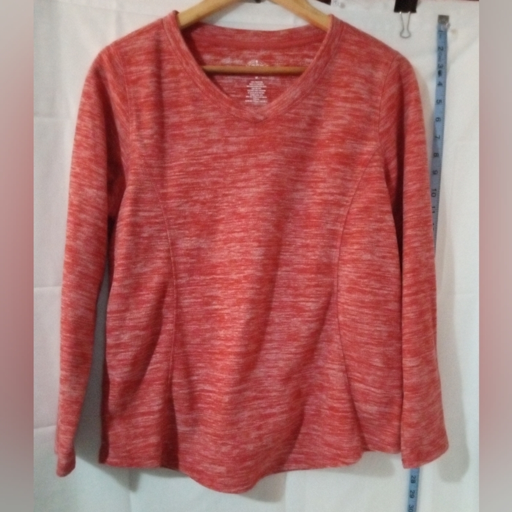 St. John's Bay Heathered Coral V-Neck Long Sleeve Top Size Medium